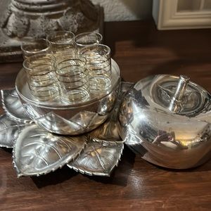 Vintage Silver Plated Apple Curiosity Liquor Glasses Storage Box Barware